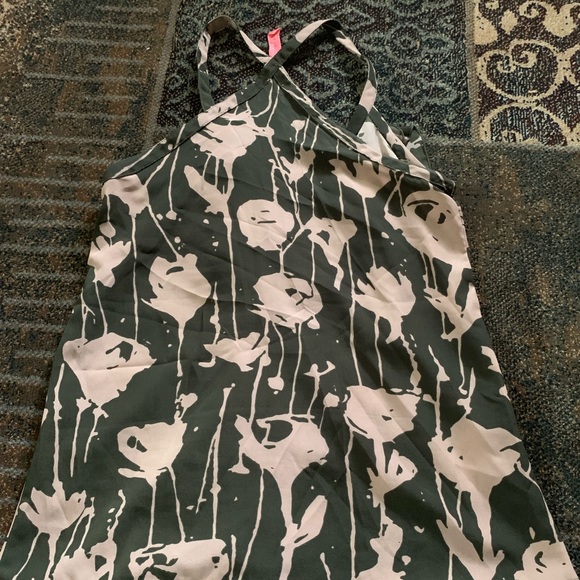 EightSixty Ruffle Front Top - Picture 3 of 3